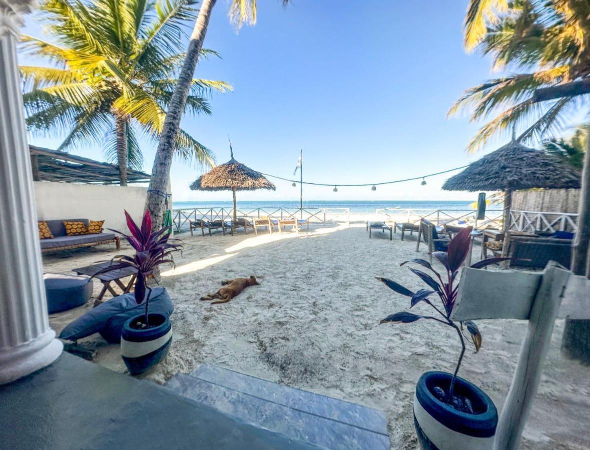בווג'ו The African Paradise Beach Hotel מראה חיצוני תמונה