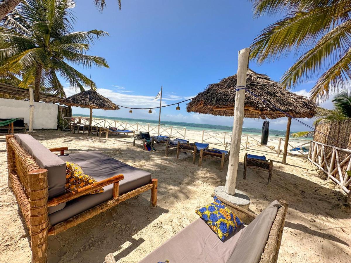 בווג'ו The African Paradise Beach Hotel מראה חיצוני תמונה